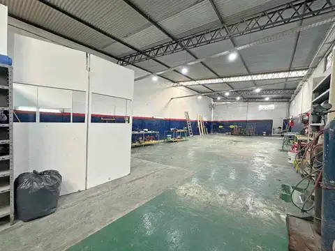 ALQUILER GALPÓN CON HERRAMIENTAS INCLUIDAS - LANÚS