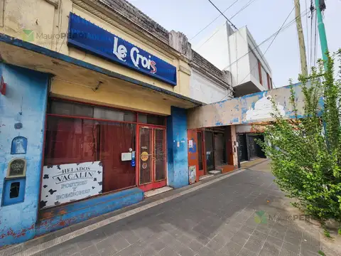 Local en Berisso