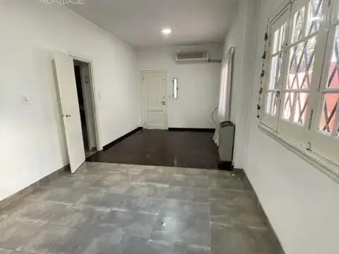 Casa en Alquiler en Castelar Norte, $ 1.500.000