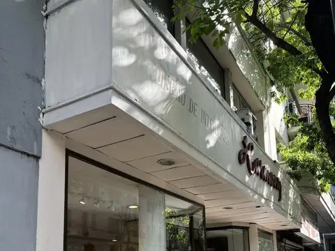 Av Belgrano al 2100