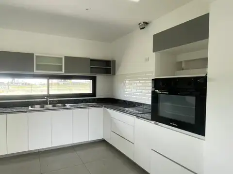 Casa en Venta en San Sebastian, USD 185.000