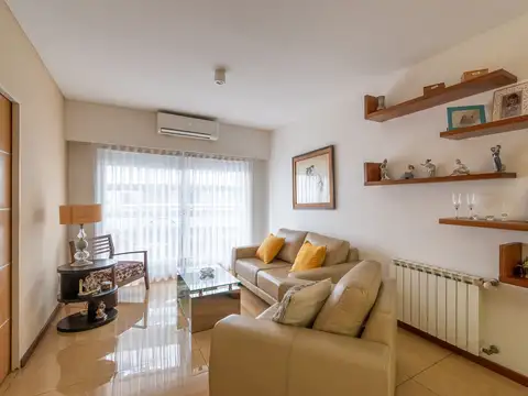 Departamento en Venta con 2 cocheras