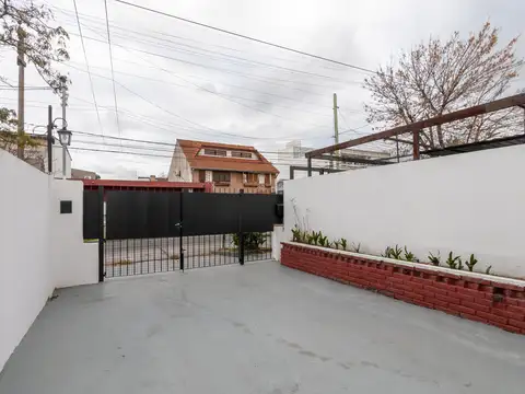 Depto Tipo Casa en Venta en Martínez, USD 174.700