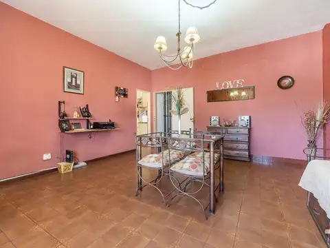 Depto Tipo Casa en Alquiler de 3 ambientes