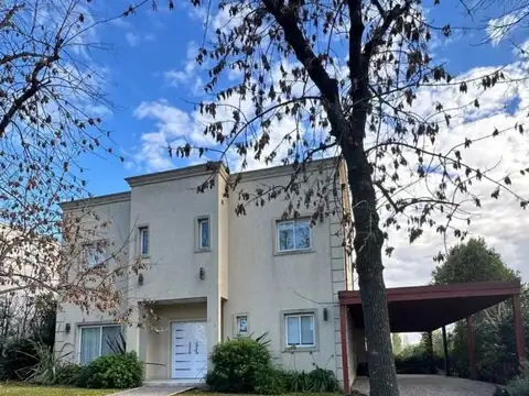 Casa en Venta de 4 dormitorios