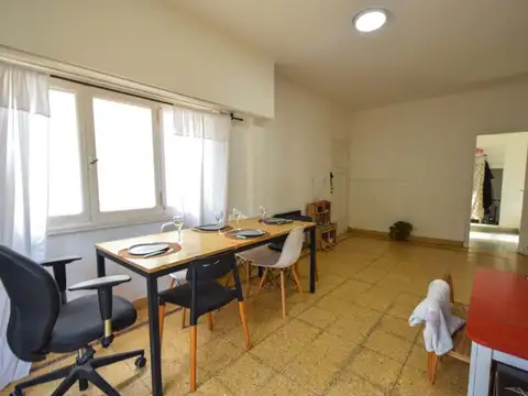 Depto Tipo Casa en Venta con 1 cocheras