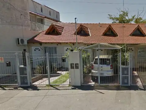 Duplex 2 1/2 Ambientes - A 10 Metros De Av. Pedro Diaz