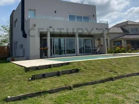 Avenida Libertad 300, Piso 0