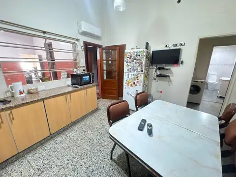 Castanon 1100
