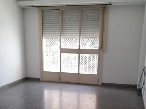Departamento en Alquiler 42 años