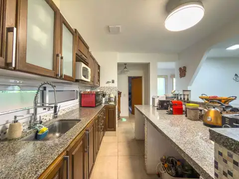 Casa en Venta en Lisandro Olmos Etcheverry, USD 198.000