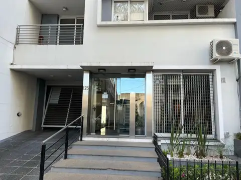 Lomas de Zamora VENTA depto 2 amb excelente ubicación