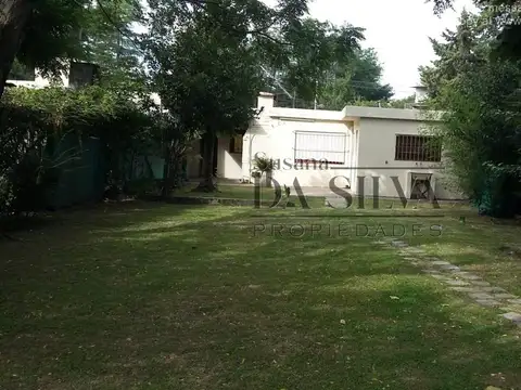 Casa en Marcos Paz  Alvarez Jonte 956 e/ Suipacha y Lopez
