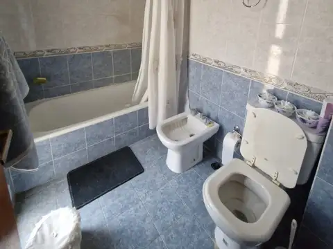 Depto Tipo Casa en Venta en La Plata, USD 110.000