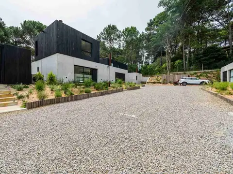 Casa en Alquiler de 3 dormitorios