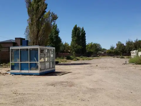 Galpon en Alquiler 30  mts Frente