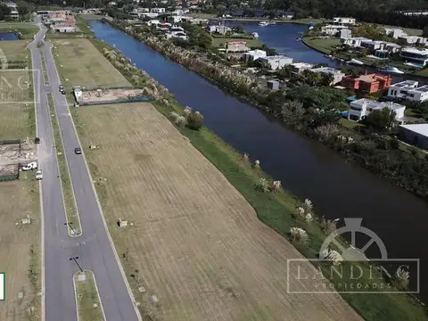 Terreno en Venta de 2011,0 m2