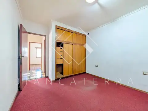 CASA 3 DOMITORIOS CON COCHERA - ZONA SUR