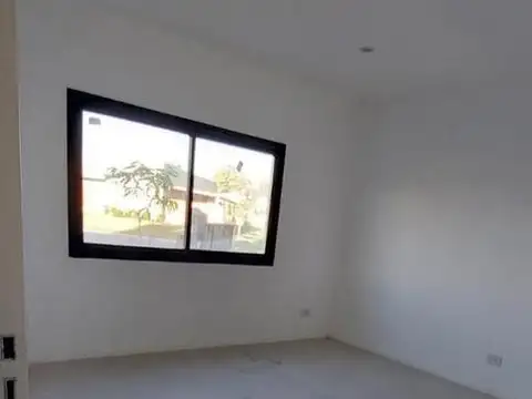 Casa en Venta en Pilar del Este - Santa Elena, USD 230.000