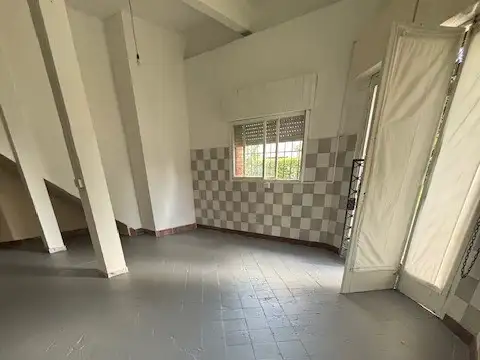 ALQUILER LOCAL PARA OFICINA/ DEPOSITO VARIOS RUBROS EN VILLA BALLESTER