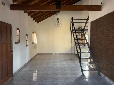 Depto Tipo Casa en Venta de 2 dormitorios