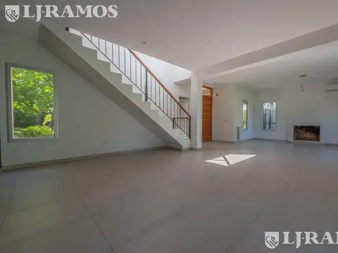 Casa en Alquiler de 3 dormitorios