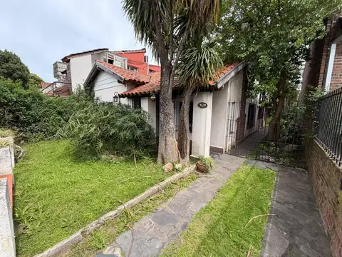 Terreno/Casa en Villa Adelina