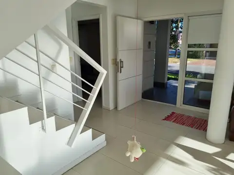 Casa Monoambiente con 2 baños