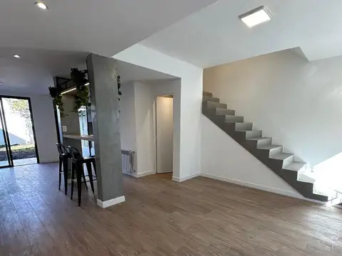 CHALET 4 AMB CHAUVIN RECICLADA DE CATEGORIA C/ RADIADORES