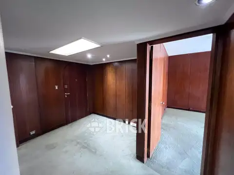 Oficina en Venta 50 años