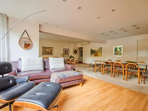 Departamento en Venta con 2 cocheras