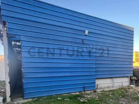 Galpon en Venta 10  mts Frente