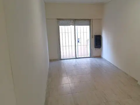 Departamento en Alquiler en Banfield, $ 550.000