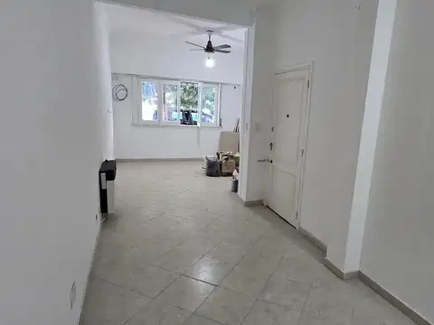 Depto Tipo Casa en Alquiler de 3 ambientes