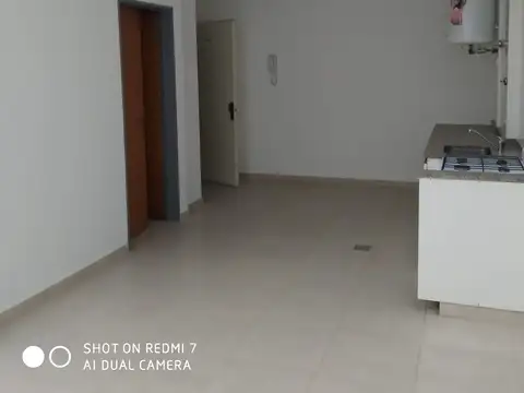 Avenida Lope de Vega 1100, Piso pb