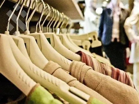 VENTA (EN EXCLUSIVA) FONDO DE COMERCIO MULTIMARCA - CENTRO CIPOLLETTI, RÍO NEGRO.