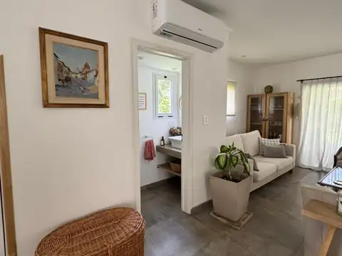 CASA EN VENTA, BARRIO CON PORTON EL SAUCE