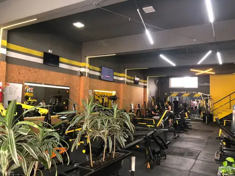 GRAN LOCAL EN VENTA SOBRE DUARTE QUIROS