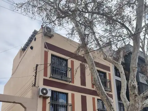 VENTA DEPARTAMENTO EN GODOY CRUZ