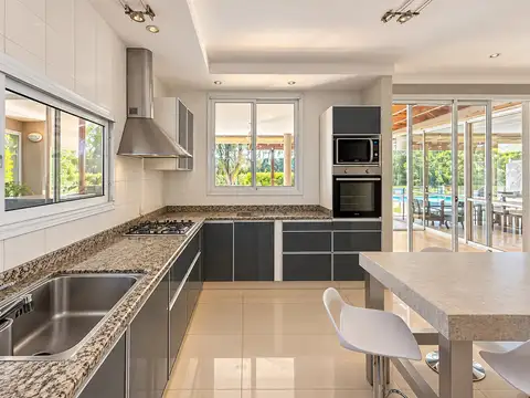 Casa en Venta al Este