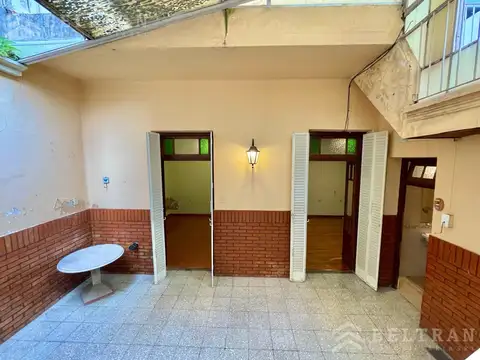 Depto Tipo Casa en Venta 70 años