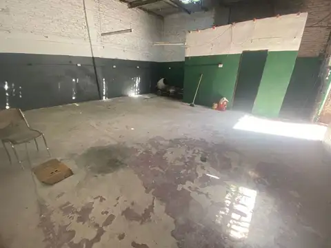 Galpon en Alquiler en Lanus Oeste, $ 700.000