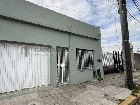 Av. Pte. Raúl Alfonsin 700