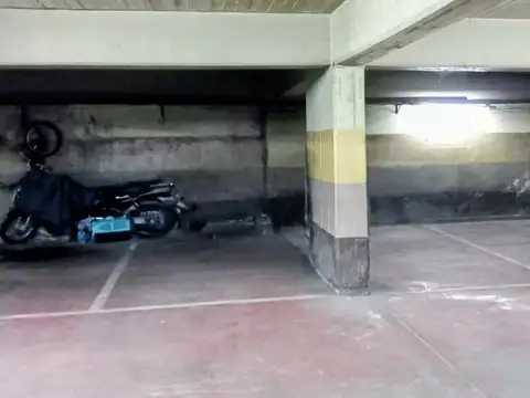 Cochera en Venta Fija