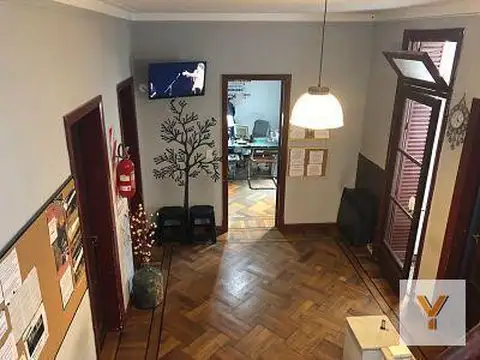 Edificio Comercial en Alquiler - 3 Baños - 280mts - Caballito
