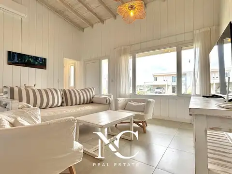 Casa en Venta en Costa Esmeralda, USD 215.000