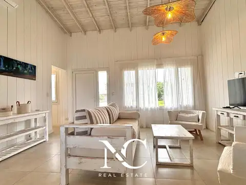 Casa en venta en Costa Esmeralda 4amb siding