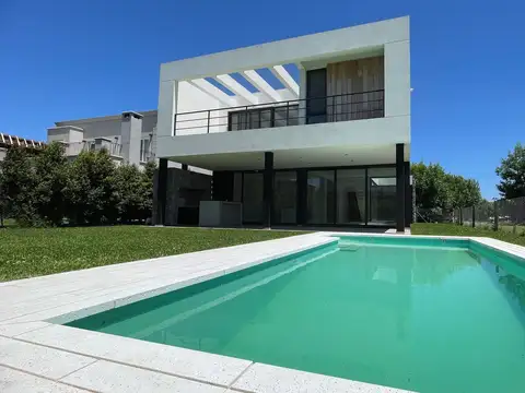 Casa  en Venta en Castaños, Nordelta, Tigre