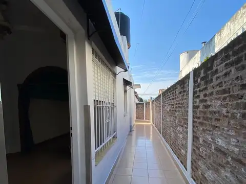Depto Tipo Casa en Alquiler de 1 dormitorio