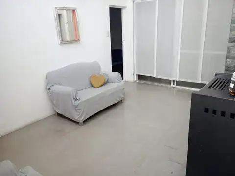 Depto Tipo Casa en Venta en Remedios De Escalada, USD 108.000